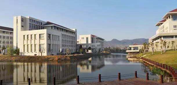 南京大学金陵学院 - 最美院校