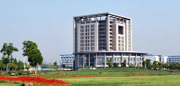 扬州职业技术大学 - 最美院校