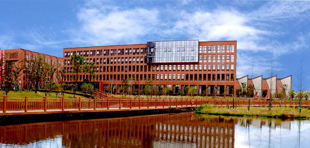 宁波大学科学技术学院 - 最美大学