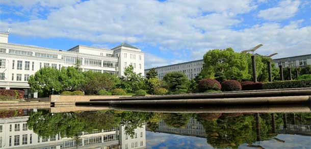 浙江中医药大学滨江学院 - 最美院校