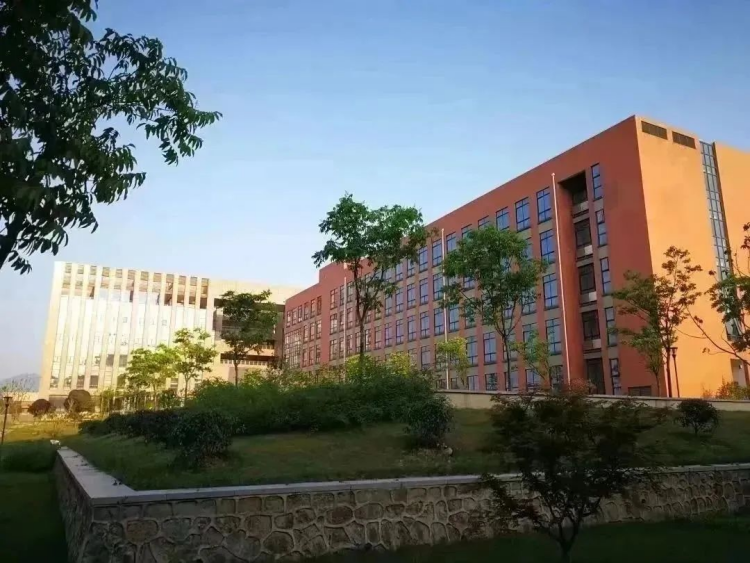 浙江工商大学杭州商学院2024年专升本招生简章