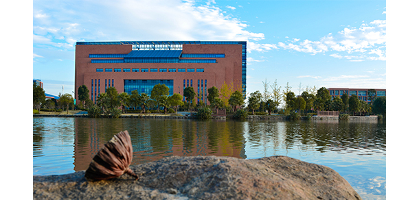 浙江财经大学东方学院 - 最美大学