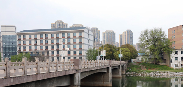 池州职业技术学院 - 最美大学