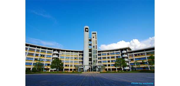 龙岩学院 - 最美大学