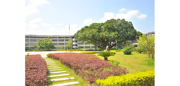 龙岩学院 - 最美大学