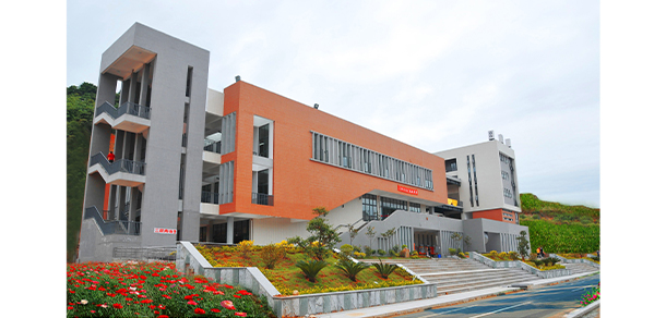 福建商学院 - 最美大学