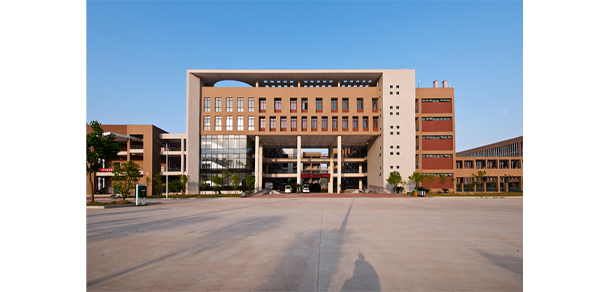 福建商学院 - 最美大学