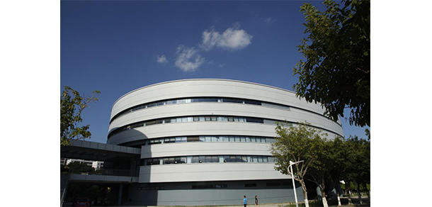 华侨大学 - 最美院校