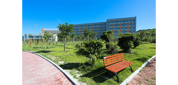 福建电力职业技术学院 - 最美大学