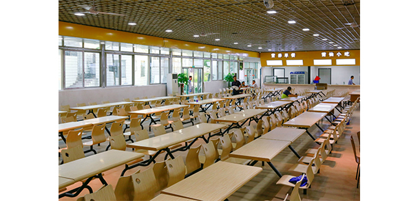 泉州纺织服装职业学院 - 最美大学