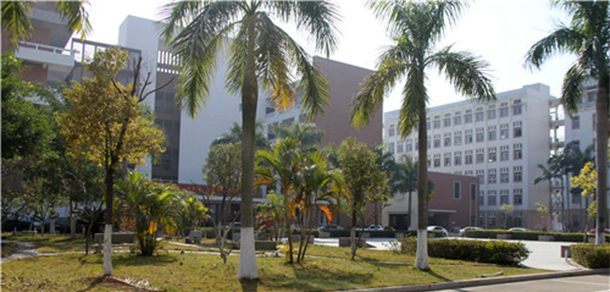 泉州经贸职业技术学院 - 最美大学