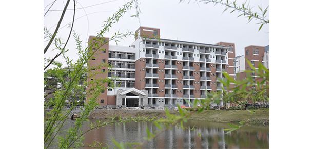 福建华南女子职业学院 - 最美大学