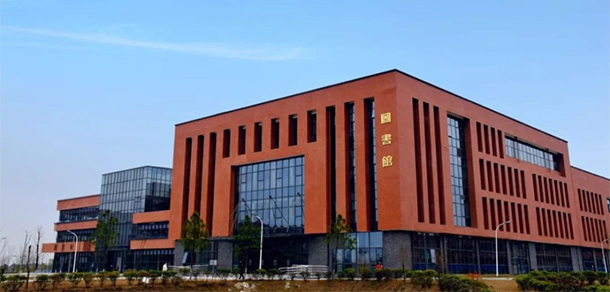 南昌航空大学科技学院 - 最美大学