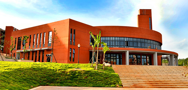 江西陶瓷工艺美术职业技术学院 - 最美大学