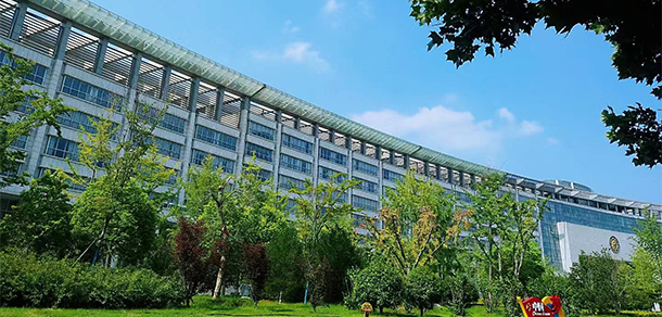 河南中医药大学 - 最美院校