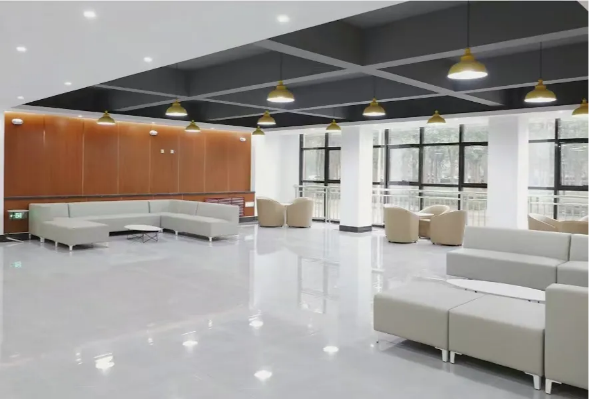 郑州商学院