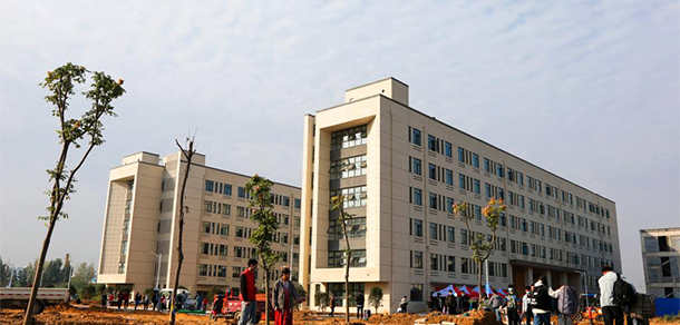 河南水利与环境职业学院 - 最美大学