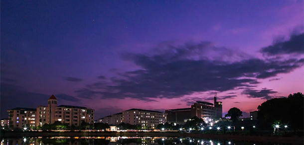 湘潭大学 - 最美大学