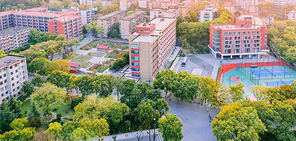 湖南大学 - 最美院校