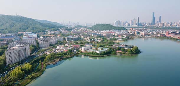 湖南大学 - 最美院校