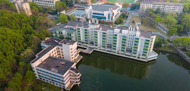 湖南大学 - 最美院校