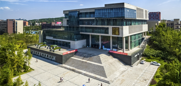 湖南铁路科技职业技术学院 - 最美大学