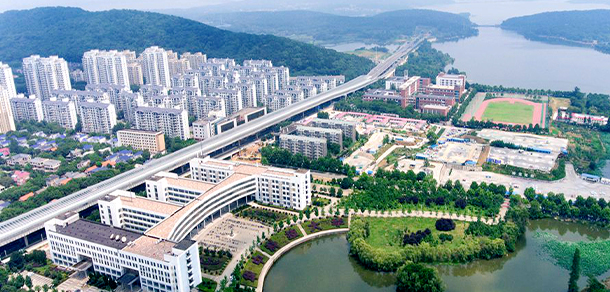华中科技大学 - 最美大学