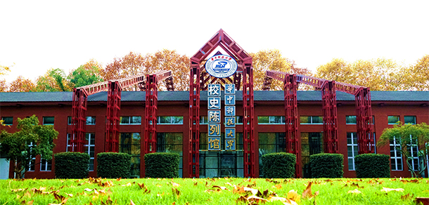 华中科技大学 - 最美大学