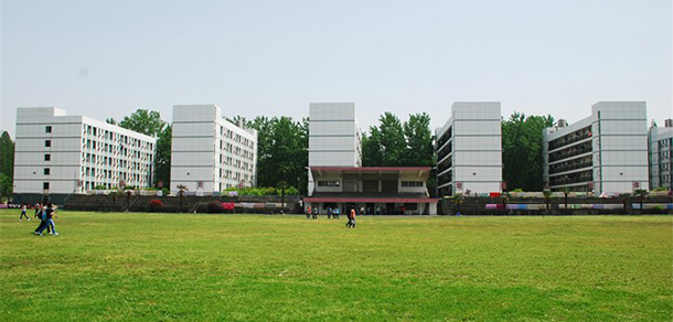湖北大学知行学院 - 最美大学