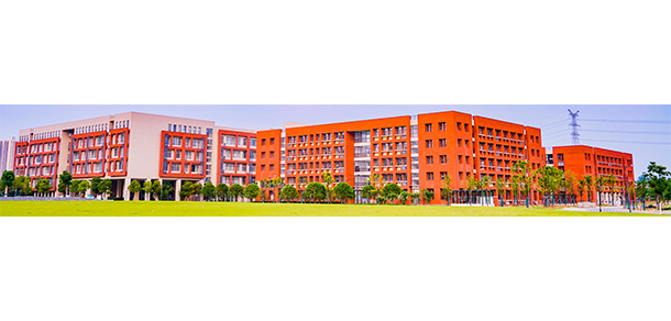 武汉纺织大学外经贸学院 - 最美大学