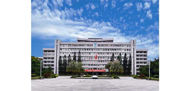 广东财经大学 - 最美院校