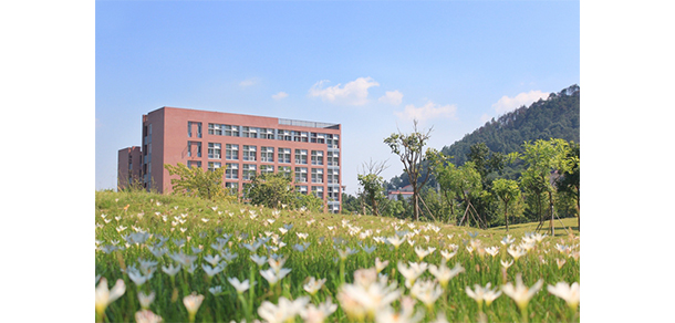 华南农业大学珠江学院 - 最美院校