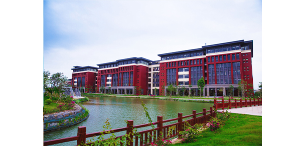 广州医科大学 - 最美大学