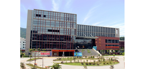 广东工程职业技术学院 - 最美大学