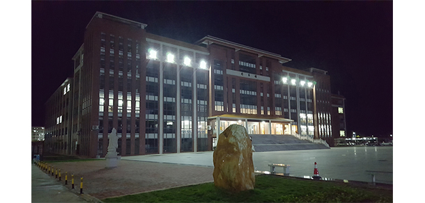 广州珠江职业技术学院 - 最美大学