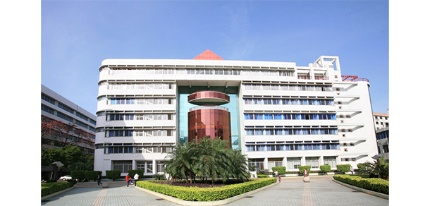 广州民航职业技术学院 - 最美大学