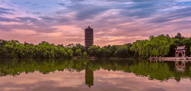 北京大学 - 最美大学