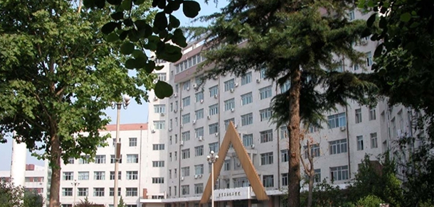 北京石油化工学院 - 最美大学