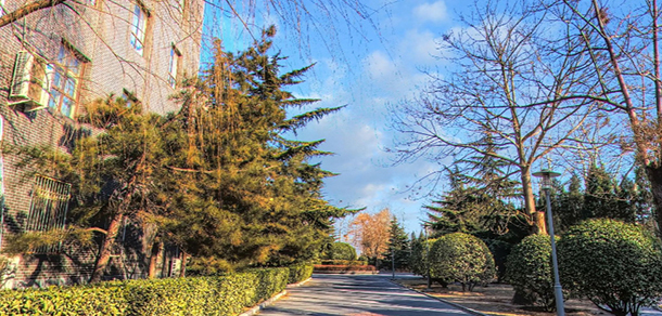 首钢工学院 - 最美大学