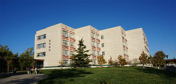 北京劳动保障职业学院 - 最美大学