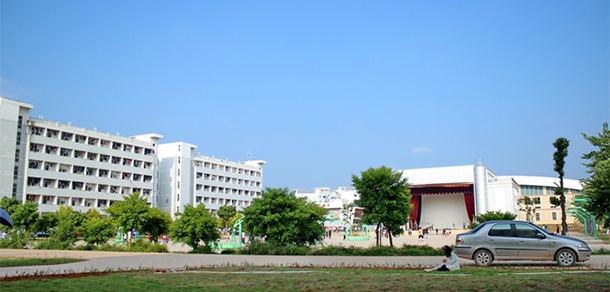 南宁师范大学师园学院 - 最美大学