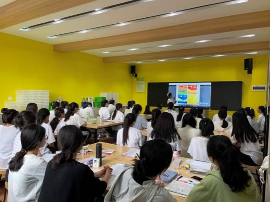 琼台师范学院