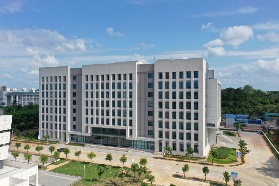 琼台师范学院