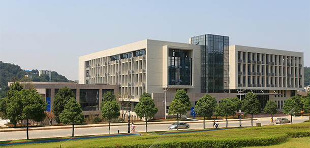 重庆邮电大学 - 最美大学