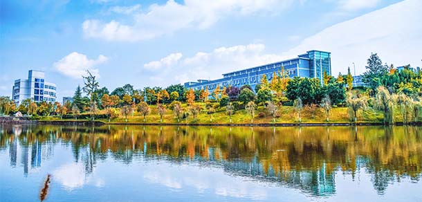 西华师范大学