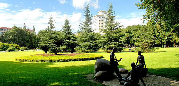 西南财经大学 - 最美大学