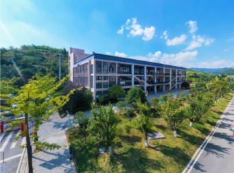 学校食堂
