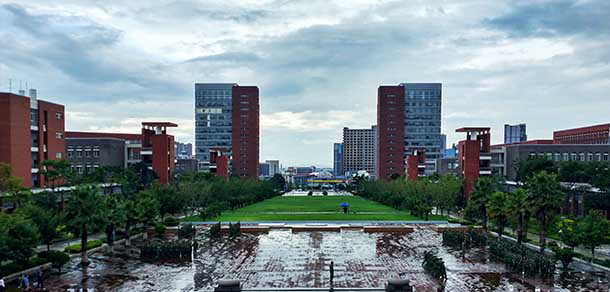 昆明理工大学