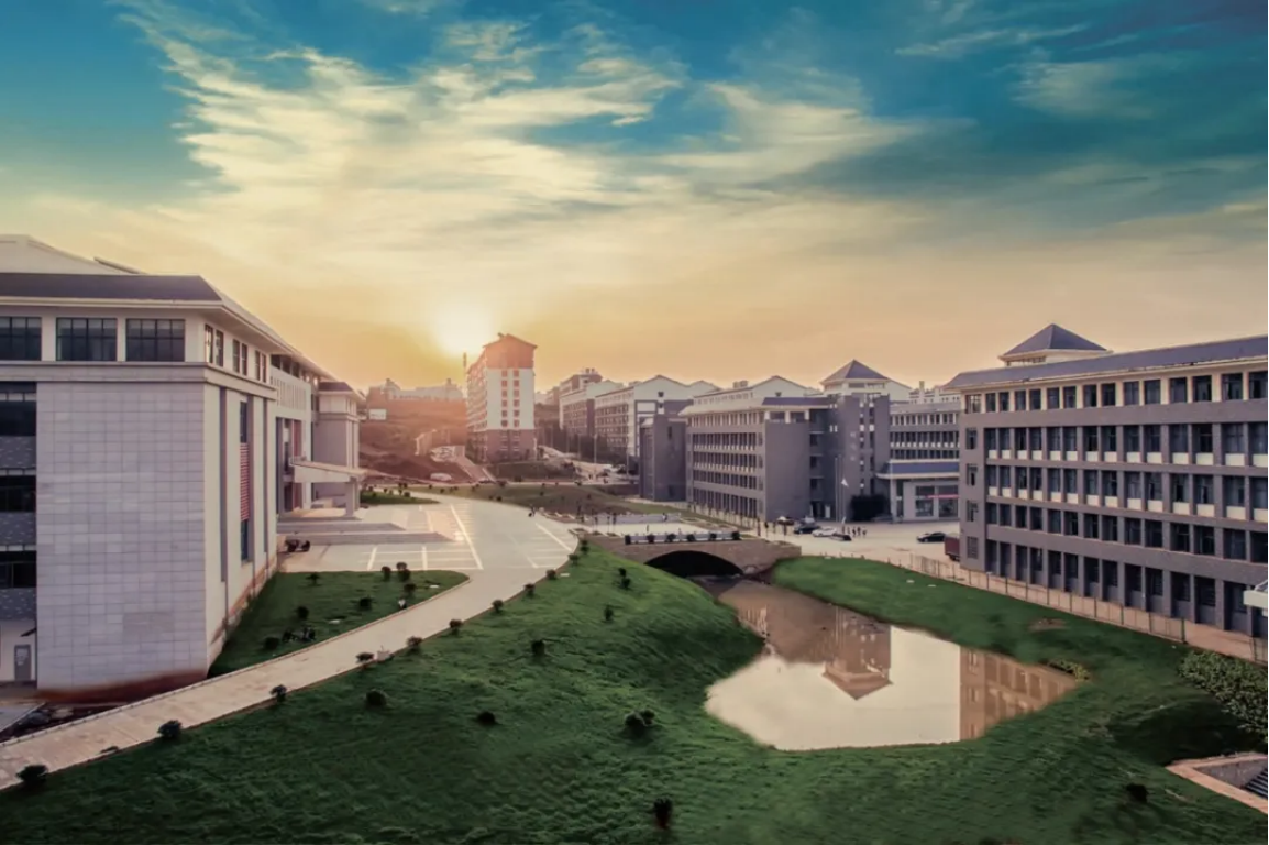 昆明城市学院2025年云南省中职职教高考招生章程