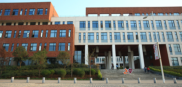 西安欧亚学院 - 最美大学